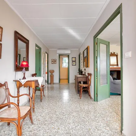 Holiday home La Pedrera *